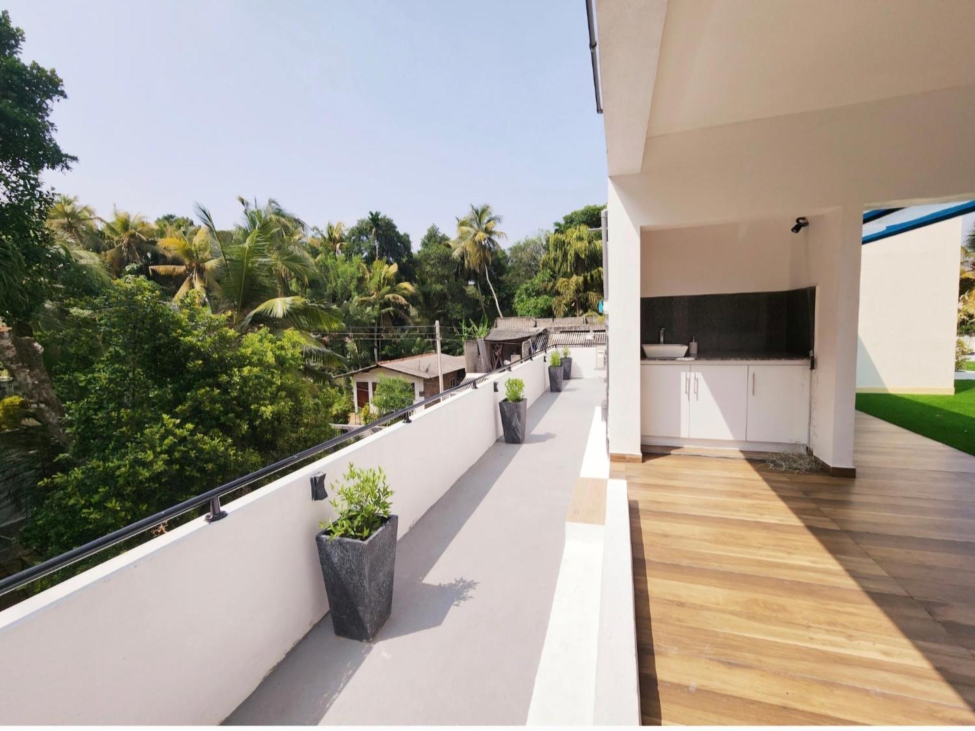 Hotel The Elegance Kalutara Exterior foto